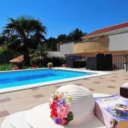 Villa Vanilla With Heated Pool Zára Kültér fotó