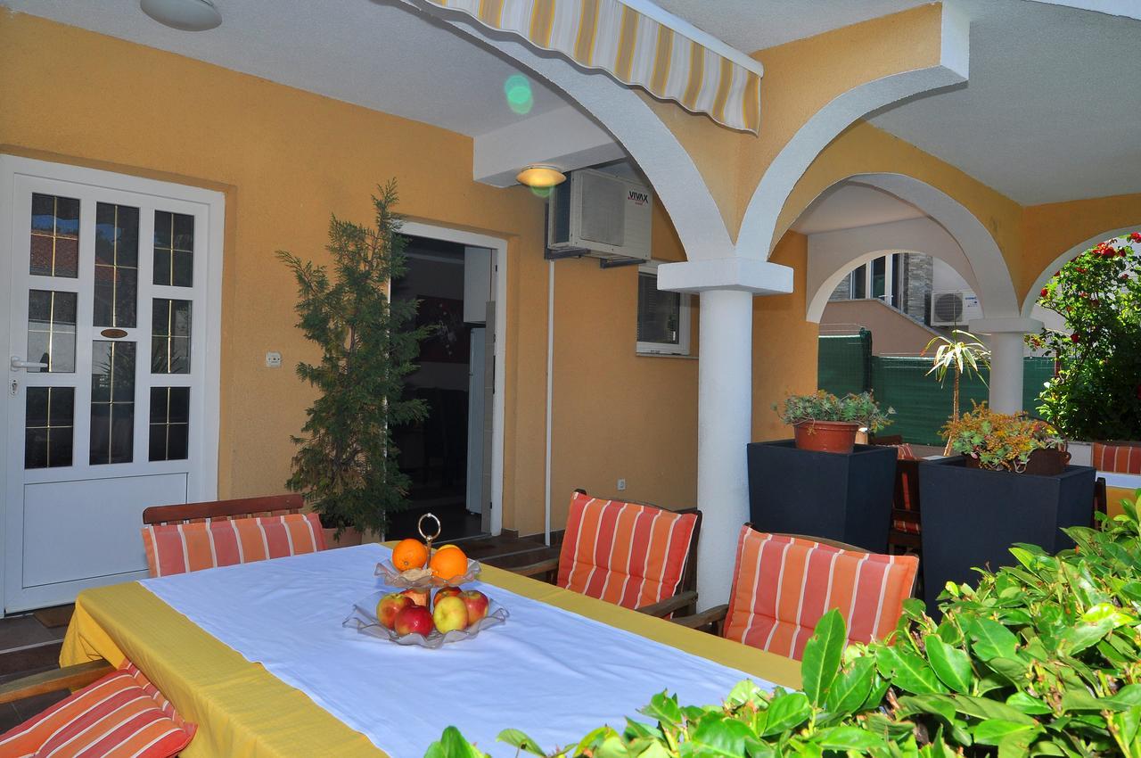 Villa Vanilla With Heated Pool Zára Kültér fotó