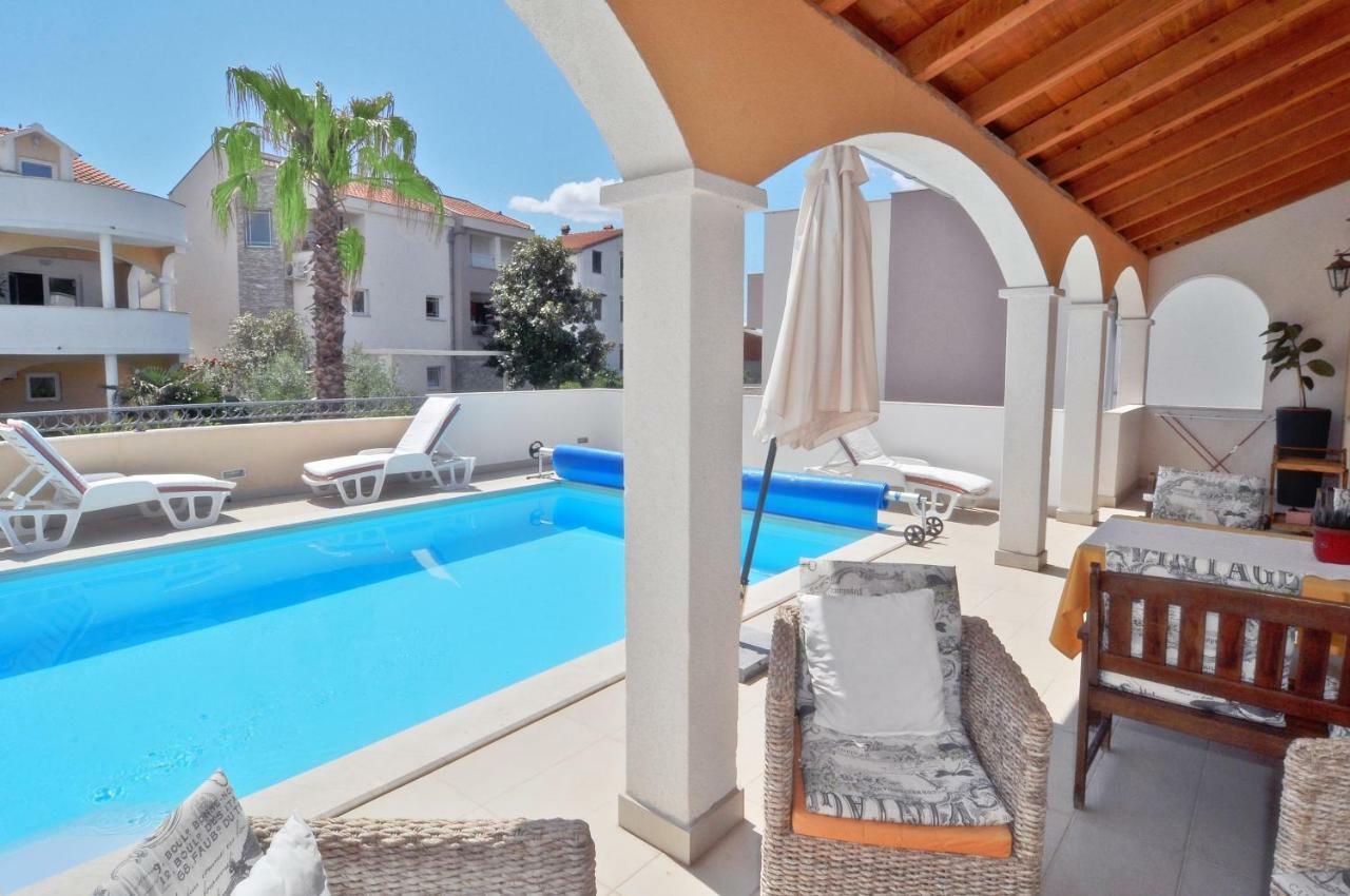 Villa Vanilla With Heated Pool Zára Kültér fotó