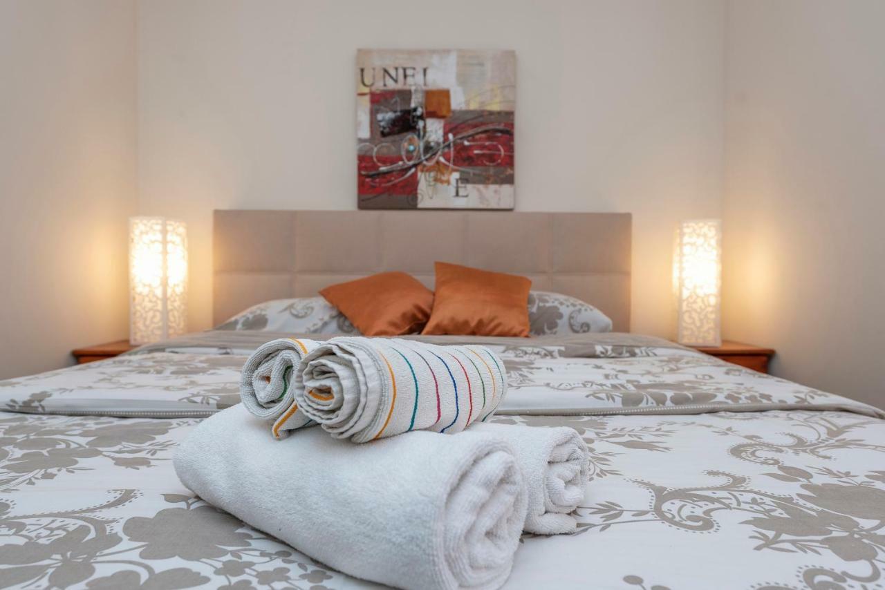 Villa Vanilla With Heated Pool Zára Kültér fotó