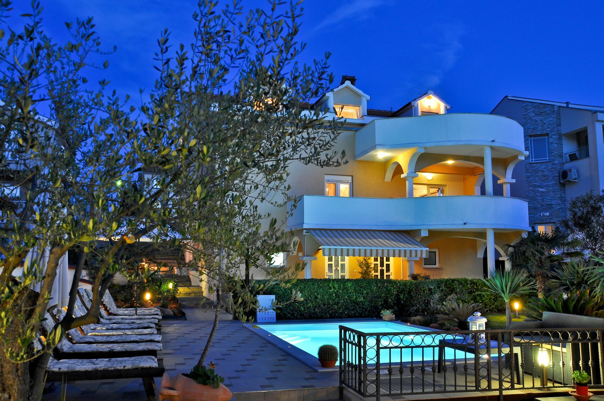 Villa Vanilla With Heated Pool Zára Kültér fotó